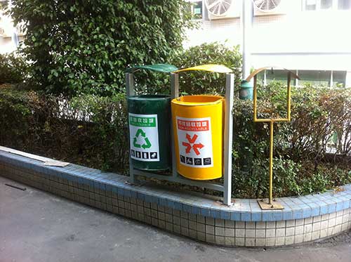 靠譜的玻璃鋼垃圾桶廠家，看韶關(guān)小區(qū)如何挑選