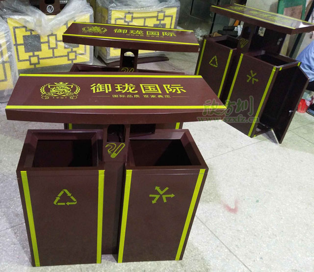 樓盤(pán)小區(qū)鋼制戶(hù)外垃圾箱廠家出貨圖