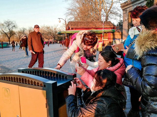 景點(diǎn)造型的景區(qū)垃圾桶特點(diǎn)顯著自成風(fēng)景線